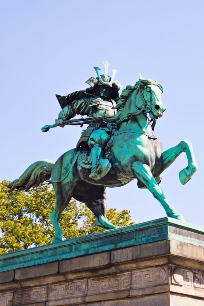 Statue of Kusunoki Masashige